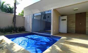 Imagem 4: Casa de condomínio sobrado á venda tem 219 metros quadrados com 3 quartos piscina aquecida