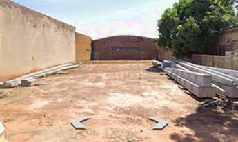 Imagem 1: Terreno com barracão - Avenida Heitor Furtado 1200 metros