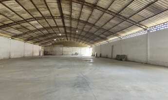 Imagem 7: Área Comercial com galpões