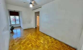 Imagem 2: Apartamento para venda possui 90 metros quadrados com 3 quartos em Catete - Rio de Janeiro