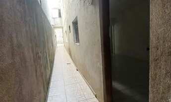 Imagem: Alugo casa 2 cômodos, banheiro e lavanderia