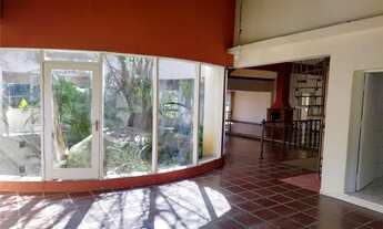 Imagem 2: Casa térrea c/ 3 suítes, mezanino e jardim de inverno p/ locação - 3.500, Itapetinga/ Atib