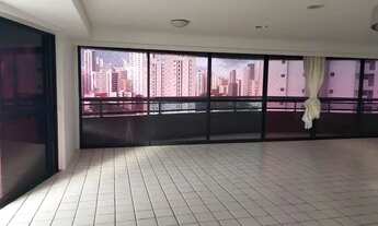 Imagem 3: Apartamento para aluguel possui 206 metros quadrados com 4 quartos em Jaqueira - Recife