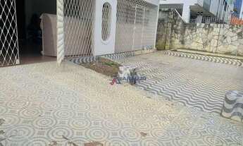 Imagem: Casa com 6 dormitórios à venda, 315 m²