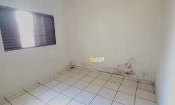 Imagem 3: Casa para aluguel, 2 quartos, 1 vaga, SANTA ROSA - Uberlândia/MG