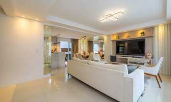 Imagem 3: Casa para venda possui 250 metros quadrados com 3 quartos em Pinheirinho - Curitiba - PR