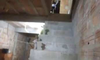 Imagem 4: Vendo uma casa Casa com 2 dormitórios