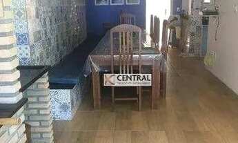 Imagem 4: Casa com 5 dormitórios, 240 m² - venda por R$ 750.000,00 ou aluguel por R$ 1.675,10/dia