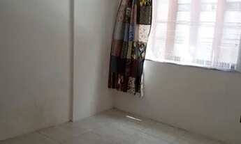 Imagem 5: Quarto e sala em Nazaré próximo metrô