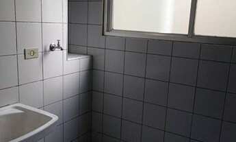 Imagem 6: Apartamento com 3 dormitórios para alugar, 75 m² por R$ 1.300,00/mês - Jardim das Rosas