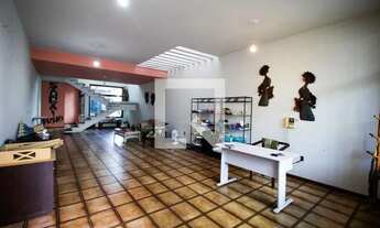 Imagem: Casa para Aluguel - Centro, 3 Quartos, 460