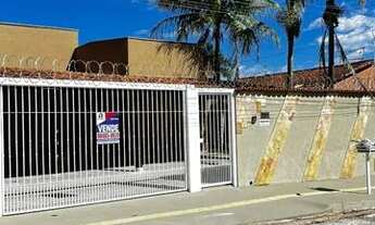 Imagem: Parque das Laranjeiras - 3 suítes com piscina