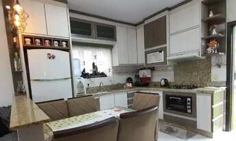 Imagem 4: Casa de material semi nova