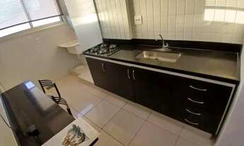 Imagem 2: Apartamento à venda mobiliado no Centro com 55m², 2 Quarto(s) e 1 Vaga(s)