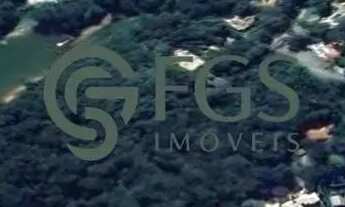 Imagem: Terreno único à beira da represa com 9557m²