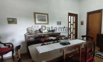 Imagem 7: Casa Espetacular com 4 Dormitórios e Quintal Arborizado