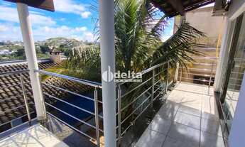 Imagem 3: Casa com 7 quartos sendo 3 suítes residencial disponível para locação e venda no bairro Ja