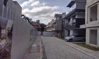 Imagem 2: Casa em condomínio fechado, semi pronta - Felicidade - Curitiba - PR