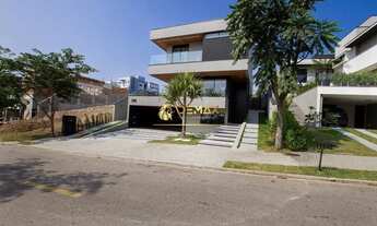 Imagem: Sobrado de Luxo no Alphaville II Urbanova