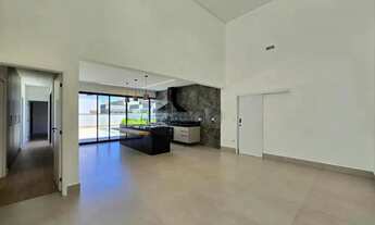 Imagem 2: Casa à venda em Salto, portal dos bandeirantes, com 3 suítes, com 228 m²