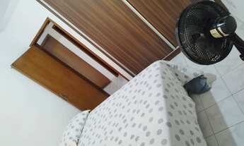 Imagem 2: Quarto completo com banheiro exclusivo pra mulheres