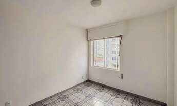 Imagem 7: Santa Cecília | 2 Quartos | 2 Banheiros | Armários | Janelões | Vista Livre