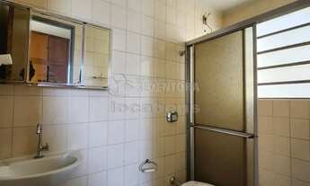 Imagem 6: Higienópolis - Apartamento com 3 dormitórios e 2 banheiros, garagem coberta