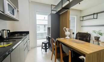 Imagem 5: Loft mobiliado disponível para locação no Studio Xavante, com vaga de garagem coberta e to