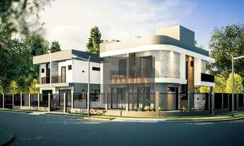 Imagem: Casa de alto padrão a 350 metros da praia