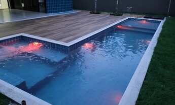 Imagem 2: Sobrado para venda possui 355 metros quadrados com 5 quartos, lindissímo