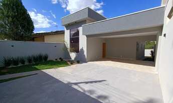 Imagem 3: Linda Casa 3/4 + 4 Garagens + Piscina em Goiânia !