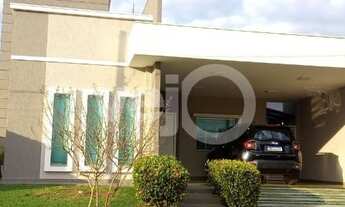 Imagem 2: Casa mobiliada com piscina Condomínio Residencial Araras - Foz do Iguaçu