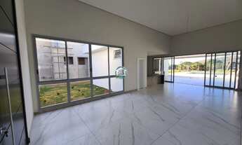 Imagem 2: Casa com 4 dormitórios à venda, 348 m² por R$ 2.000.000,00 - Condomínio Vitória Golf Resid