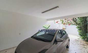 Imagem 7: Casa de 198 m², com 3 suítes, espaço gourmet com churrasqueiras, quintal, 3 vagas de carro