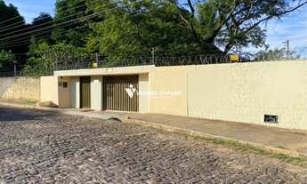 Imagem: Casa duplex de esquina para aluguel