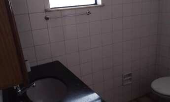 Imagem 5: Casa de Vila com varanda e garagem coberta