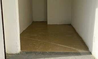 Imagem 4: ALUGA-SE LOJA rua pública