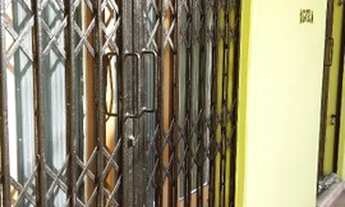 Imagem 3: Vende-se na Senador Lemos em frente aos Correios