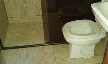 Imagem 3: Casa no Bairro Grama, Vendo ou Troco