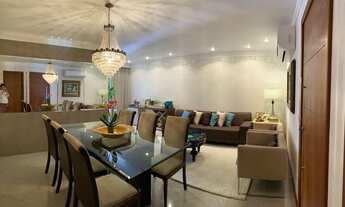 Imagem 4: Lindo apartamento porteira fechada de 4 quartos no miolo da Praia do Canto!