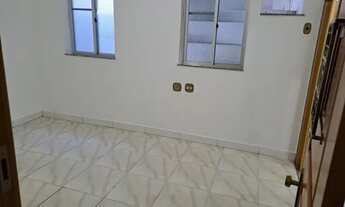 Imagem 1: Conjugado com cozinha que cabe fogão e geladeira e com área