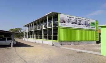Imagem: Aluga-se aptos. Em Containers, semi mobiliados