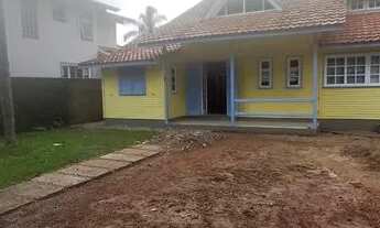 Imagem 2: Casa de 3 quartos para alugar no bairro Campeche