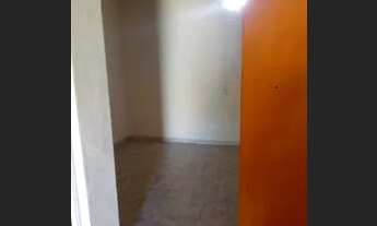 Imagem: Casa em rua Pública