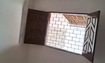 Imagem 6: Aluguel 650 Casa com 2 dormitórios