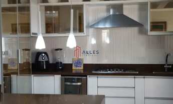 Imagem 3: ALUGA-SE ANUAL APARTAMENTO DIFERENCIADO NO CENTRO DE BALNEÁRIO CAMBORIÚ/SC