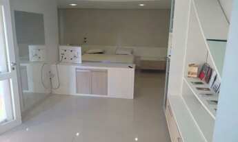 Imagem 6: Casa de condomínio para aluguel tem 400 metros quadrados com 5 quartos