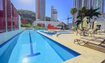 Imagem: Apartamento de luxo com vista mar e sacada