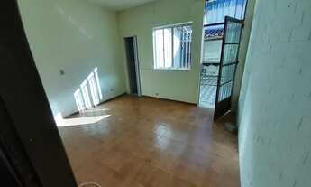 Imagem 7: Oportunidade 2qtos colada a lagoa de Iguaba Grande