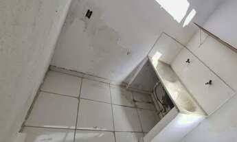 Imagem 7: Imóvel com água e luz inclusos